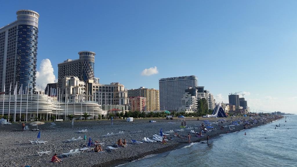 Orbi Dima Apart. Batumi Apartment ภายนอก รูปภาพ