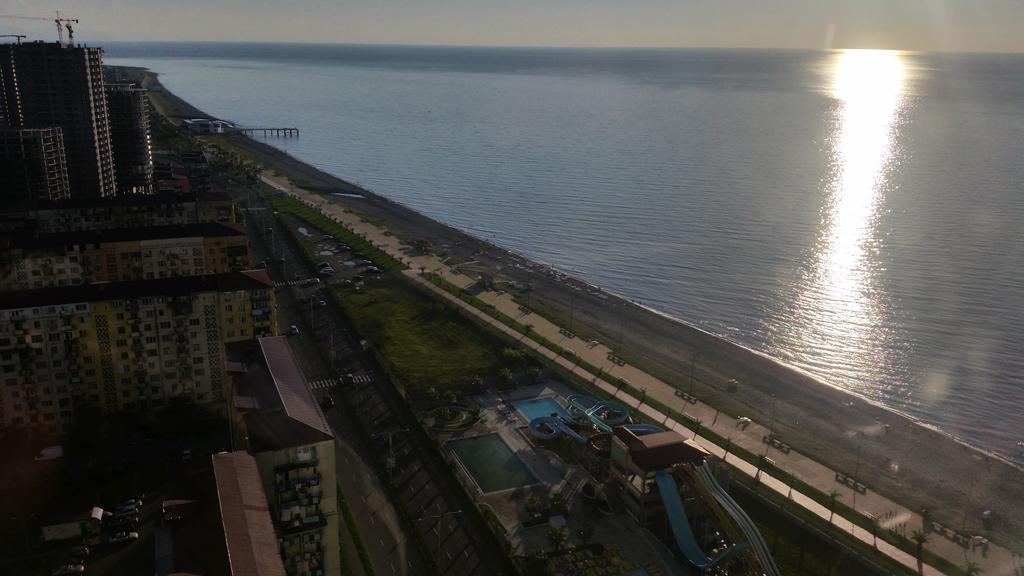 Orbi Dima Apart. Batumi Apartment ภายนอก รูปภาพ